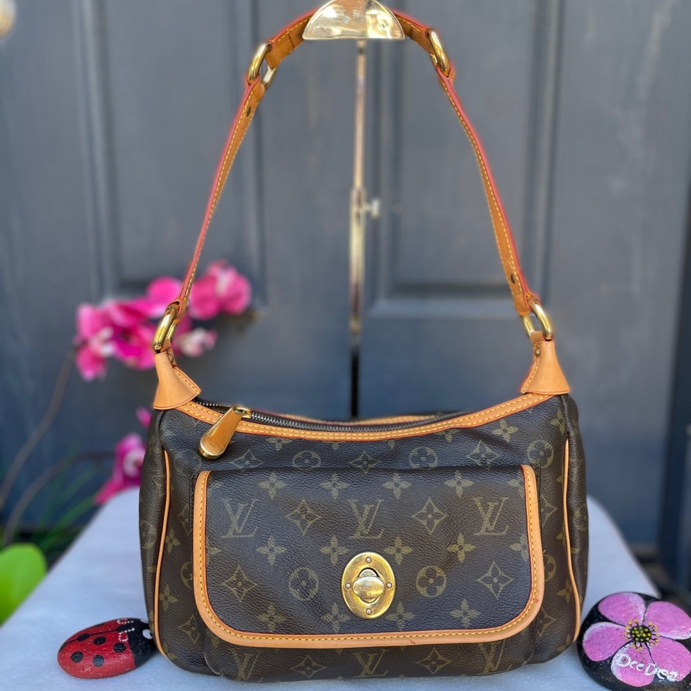 Louis Vuitton shoulder bag